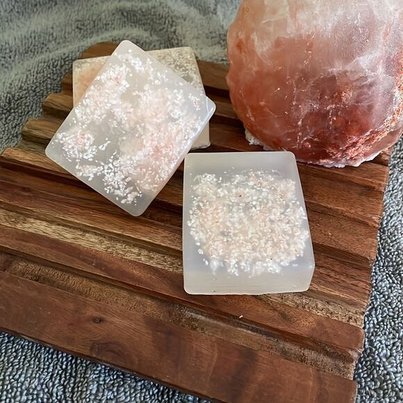 Himalayan Sea Salt Olive Oil Hand Soap 1 bar - Picture 4 of 6